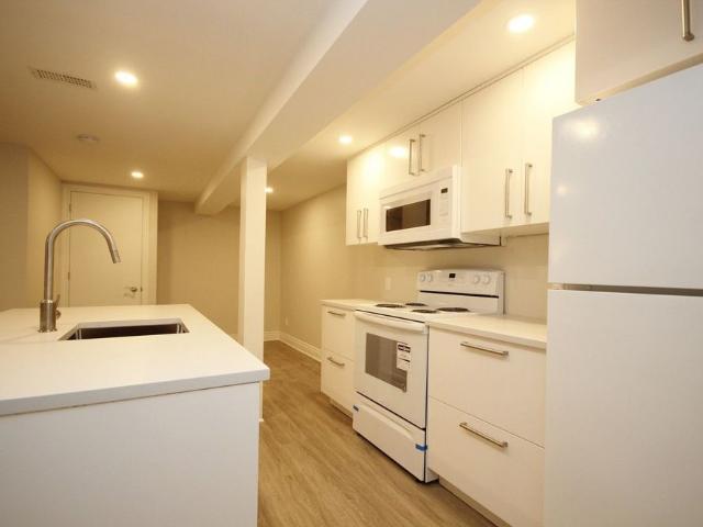 For Lease 2073 Alton Street Unit# B, Elmvale Acres and Area, Ontario