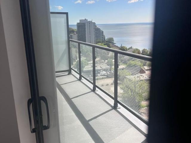 For Lease 2075 Lakeshore Road Unit# 1305, Burlington, Ontario
