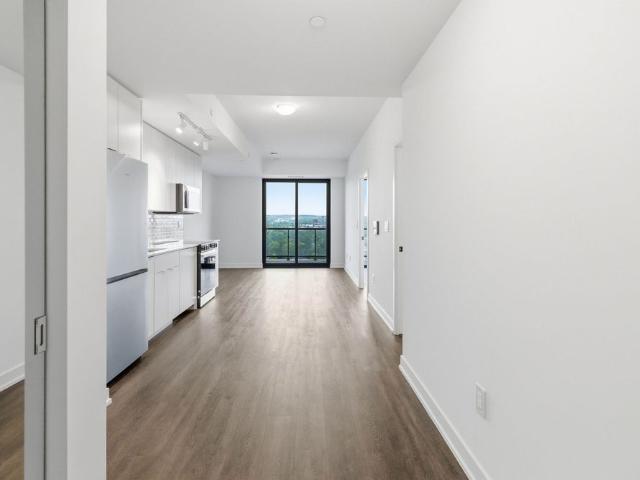 For Lease 2075 Lakeshore Road Unit# 2011, Burlington, Ontario