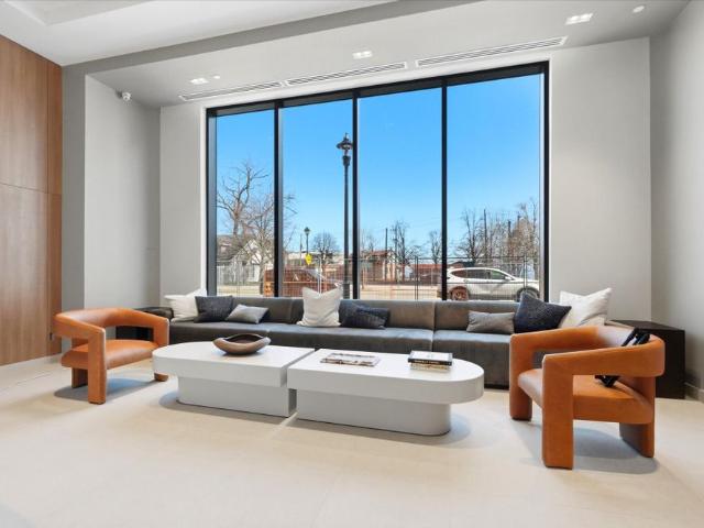 For Lease 2075 Lakeshore Road Unit# 305, Burlington, Ontario
