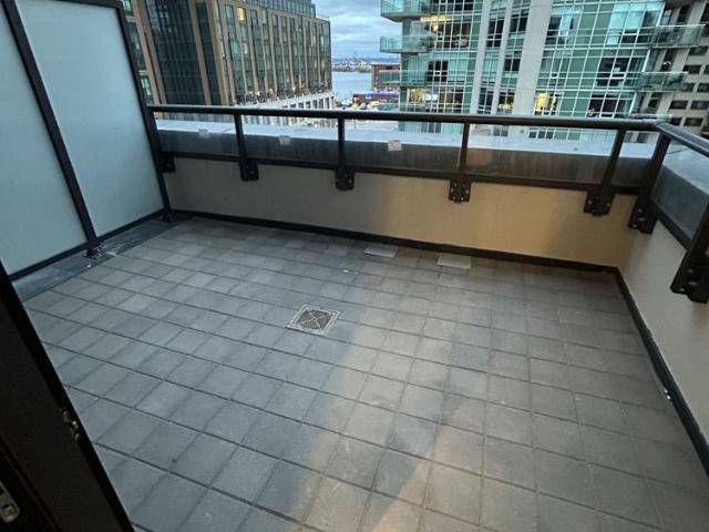 For Lease 2075 Lakeshore Road Unit# 504, Burlington, Ontario