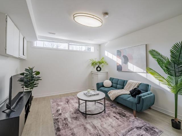 For Lease 207 Cabot Street, Oshawa, Ontario