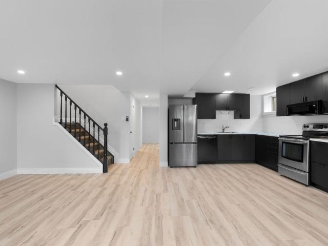 For Lease 207 Lillian Crescent Unit# Basement, Barrie, Ontario