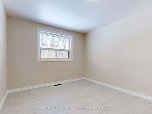 For Lease 207 Septonne Avenue Unit# Main, Newmarket, Ontario