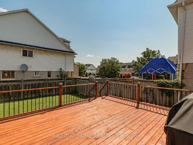 For Lease 2084 White Dove Circle, Oakville, Ontario
