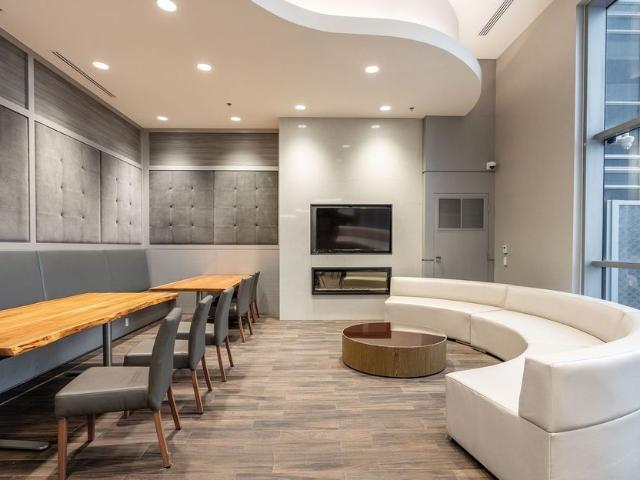 For Lease 2093 Fairview Street Unit# 408, Burlington, Ontario