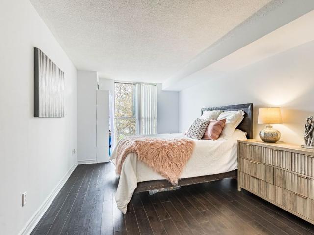 For Lease 2091 Hurontario Street Unit# 307, Mississauga, Ontario