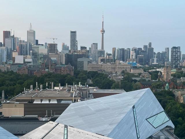 For Lease 200 Bloor Street Unit# 1604, Toronto, Ontario