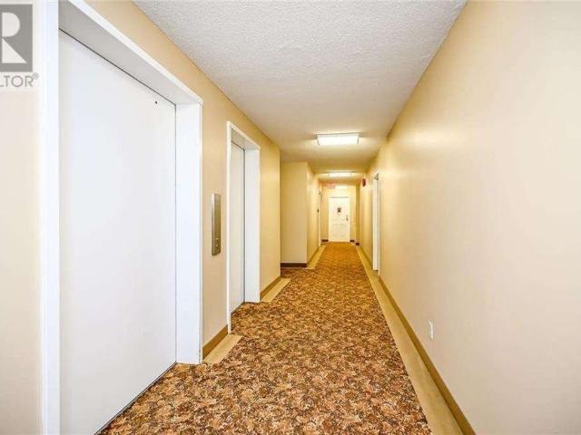 For Lease 200 Limeridge Road Unit# 406, Hamilton, Ontario
