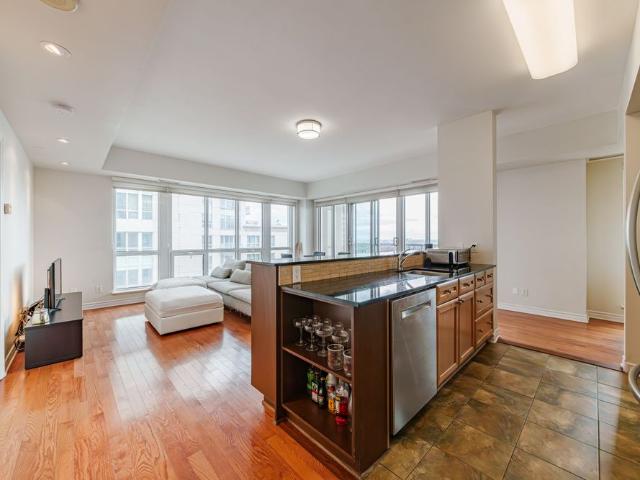 For Lease 200 Rideau Street Unit# 2008, Lower Town Sandy Hill, Ontario