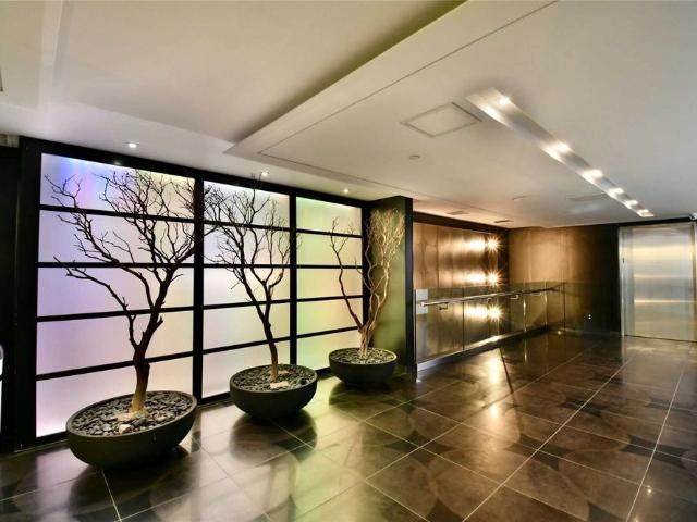 For Lease 200 Victoria Street Unit# 1317, Toronto, Ontario