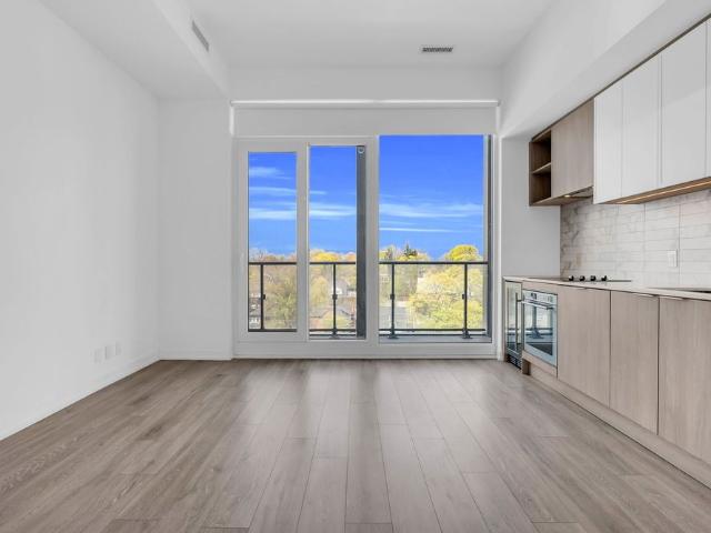 For Lease 2020 Bathurst Street Unit# 919, Toronto, Ontario