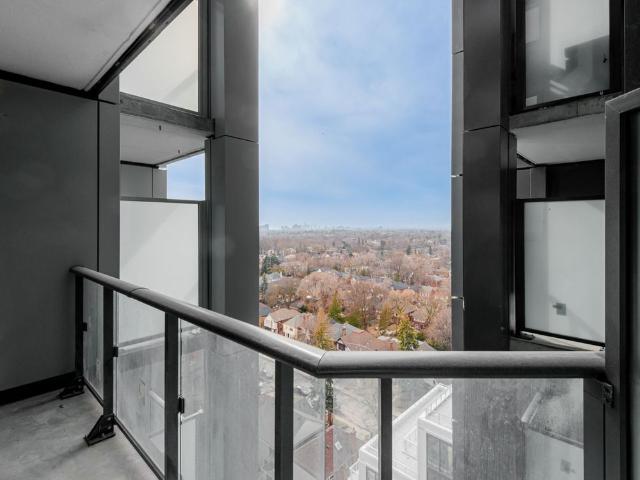 For Lease 2020 Bathurst Street Unit# 1522, Toronto, Ontario