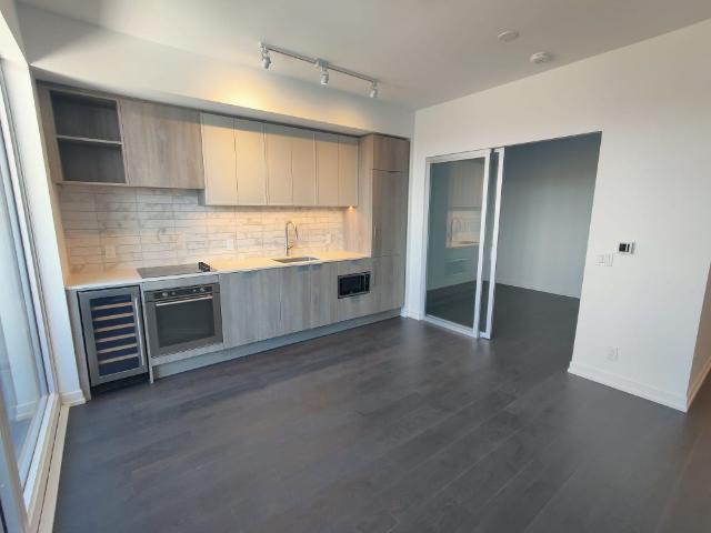 For Lease 2020 Bathurst Street Unit# 1607, Toronto, Ontario