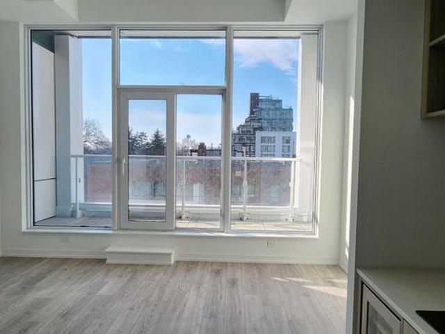 For Lease 2020 Bathurst Street Unit# 209, Toronto, Ontario