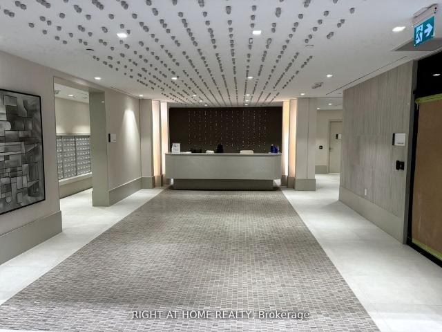 For Lease 2020 Bathurst Street Unit# 320, Toronto, Ontario