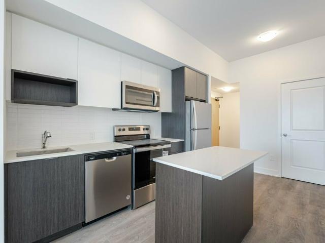 For Lease 202 BURNHAMTHORPE Road Unit# 1704, Mississauga, Ontario