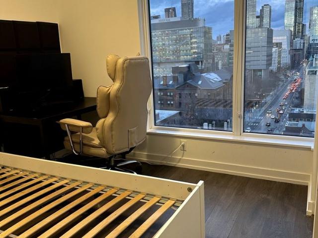 For Lease 203 College Street Unit# 1207, Toronto, Ontario
