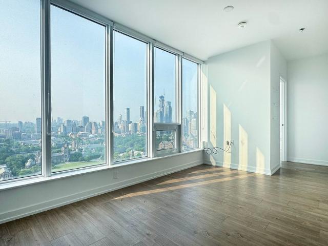 For Lease 203 College Street Unit# 3006, Toronto, Ontario