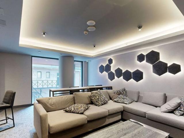 For Lease 203 College Street Unit# 406, Toronto, Ontario