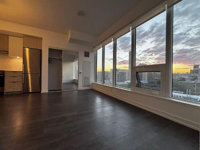 For Lease 203 College Street Unit# 906, Toronto, Ontario