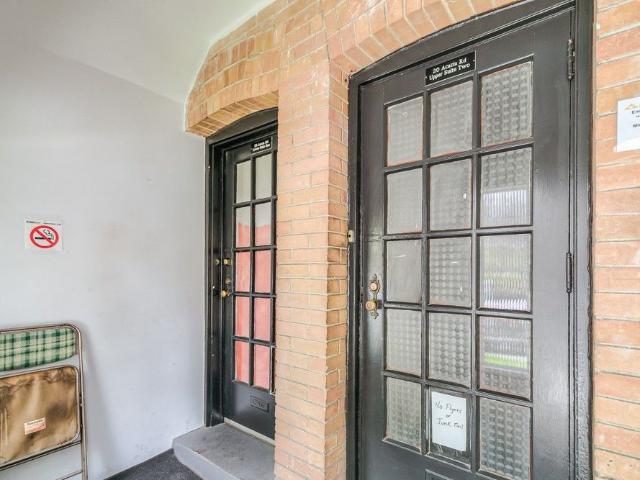 For Lease 20 Acacia Road Unit# Upper, Toronto, Ontario