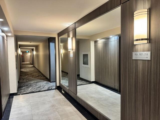 For Lease 20 Baif Boulevard Unit# 705, Richmond Hill, Ontario