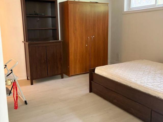 For Lease 20 Burbank Drive, Toronto, Ontario