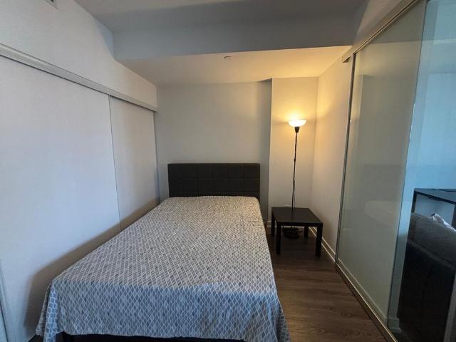 For Lease 20 Edward Street Unit# 1621, Toronto, Ontario