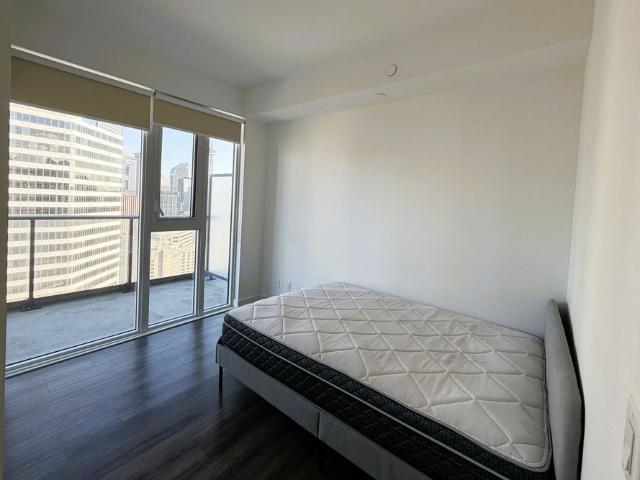For Lease 20 Edward Street Unit# 2803, Toronto, Ontario
