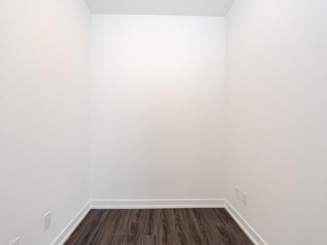 For Lease 20 Edward Street Unit# 518, Toronto, Ontario