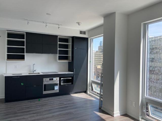 For Lease 20 Edward Street Unit# 902, Toronto, Ontario