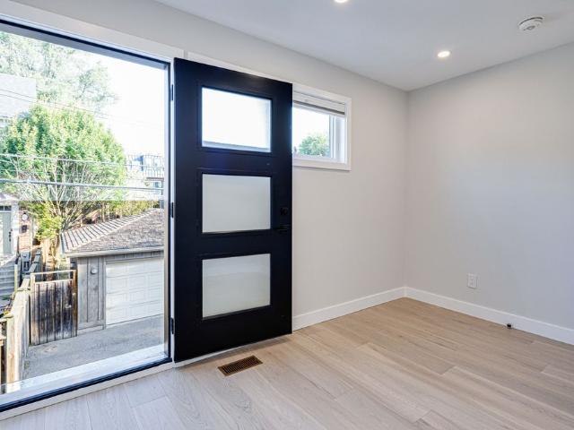 For Lease 20 Kewbeach Avenue Unit# Laneway Upper, Toronto, Ontario