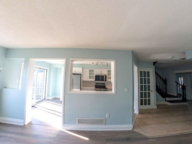 For Lease 20 Oglevie Drive, Whitby, Ontario