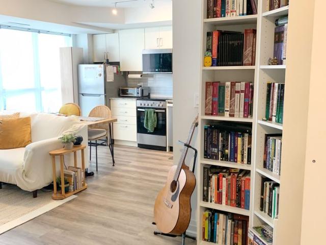 For Lease 20 Meadowglen Place Unit# 426, Toronto, Ontario