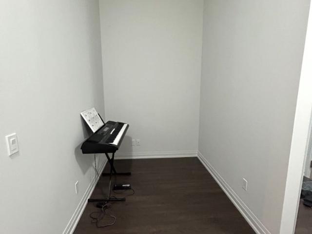 For Lease 20 Meadowglen Place Unit# 822, Toronto, Ontario