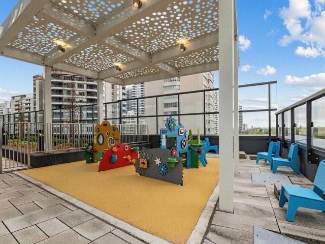 For Lease 20 Soudan Avenue Unit# 2202, Toronto, Ontario