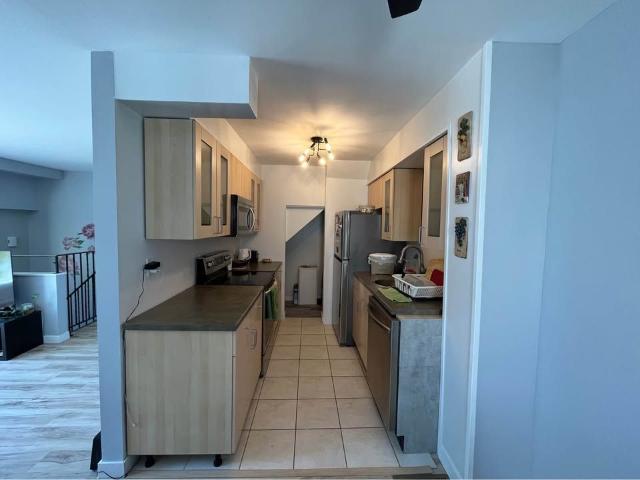 For Lease 20 Sonnet Crescent Unit# 135, Bells Corners and South to Fallowfield, Ontario