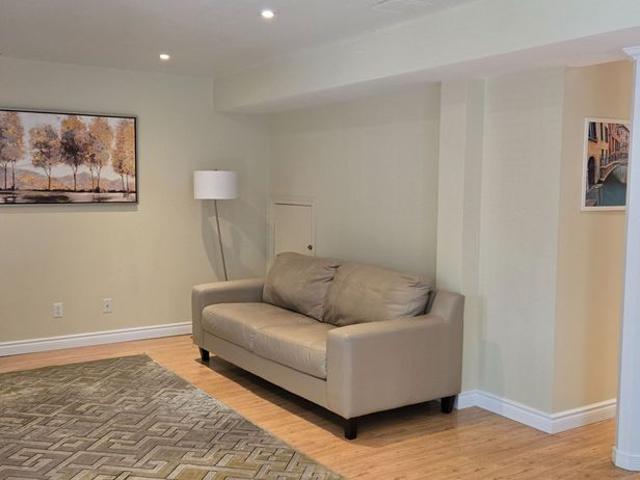 For Lease 20 Seiffer Crescent Unit# Basement, Richmond Hill, Ontario