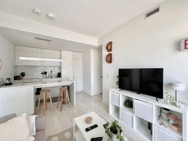 For Lease 20 Richardson Street Unit# 1707, Toronto, Ontario