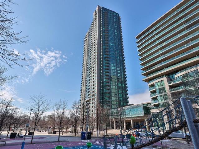 For Lease 215 Fort York Boulevard Unit# 808, Toronto, Ontario