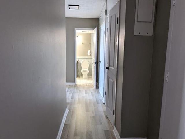 For Lease 215 Glenridge Avenue Unit# 907, St. Catharines, Ontario