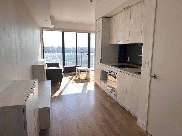 For Lease 215 Queen Street Unit# 2005, Toronto, Ontario