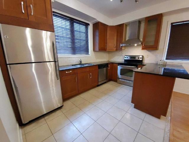For Lease 215 16th Avenue Unit# 18, Richmond Hill, Ontario