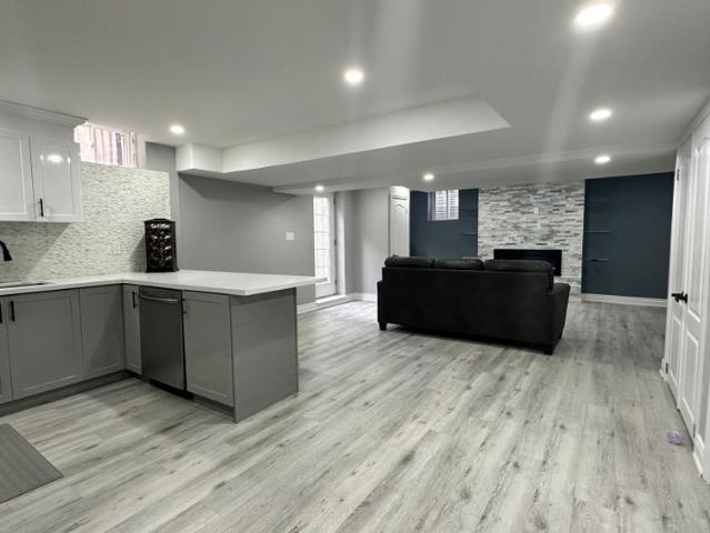 For Lease 2169 Hillmount Drive, Oakville, Ontario