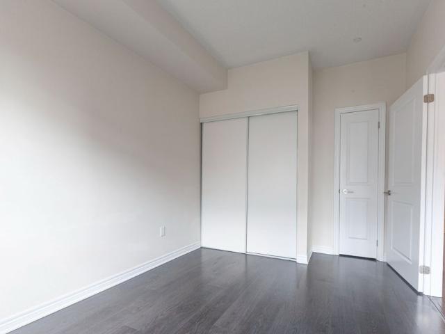 For Lease 216 Oak Park Boulevard Unit# 315, Oakville, Ontario
