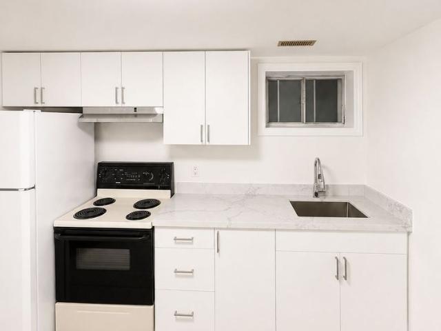 For Lease 216 Alverna Road Unit# Lower B, Richmond Hill, Ontario