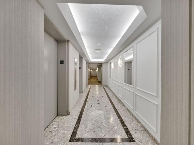 For Lease 2177 Burnhamthorpe Road Unit# 1510, Mississauga, Ontario
