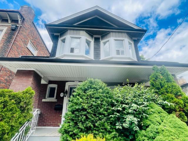 For Lease 218 Heath Street Unit# 2nd floor, Toronto, Ontario