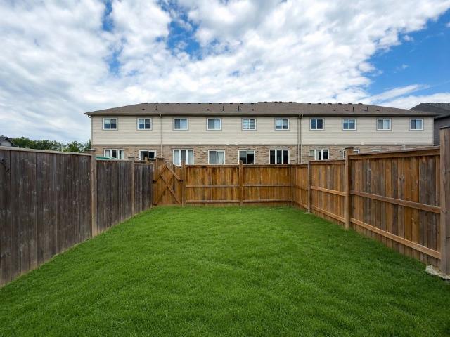 For Lease 218 Heron Street, Welland, Ontario